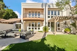 Photo #3: 6959633 Listing 