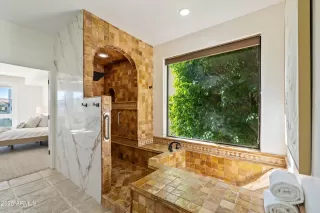 Photo #6: 6959633 Listing 