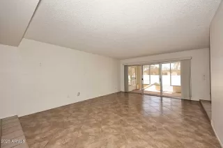 Photo #5: 6959717 Listing 