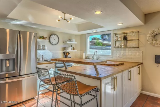 MLS: 6959723 Condo For Sale