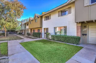 Photo #4: 6959723 Listing