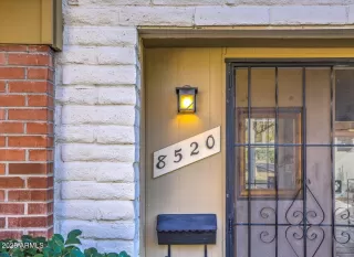 Photo #5: 6959723 Listing