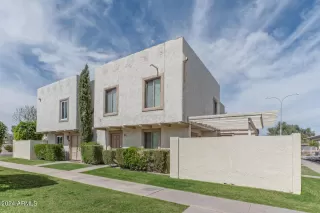 More Details about MLS # 6959791 : 7809 E VALLEY VISTA DRIVE