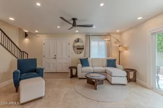 Photo #3: 6959791 Listing 