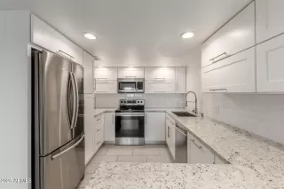 Photo #1: 6959883 Listing 