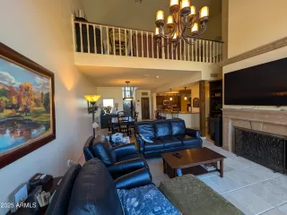 Photo #6: 6959890 Listing 