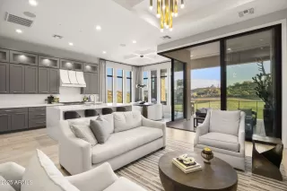 Photo #3: 6960059 Listing 