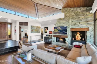 Photo #4: 6960108 Listing 