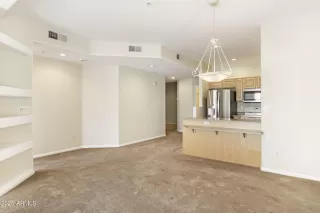 Photo #3: 6960182 Listing 