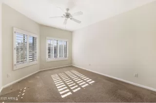 Photo #6: 6960182 Listing 