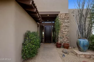 Photo #3: 6960347 Listing 