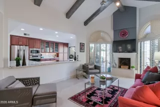 Photo #2: 6960378 Listing 