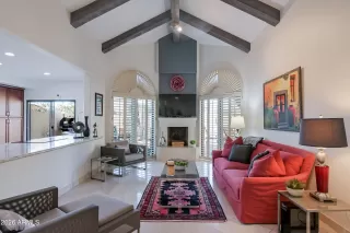 Photo #3: 6960378 Listing 