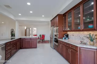 Photo #4: 6960378 Listing 