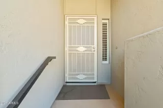 Photo #4: 6960490 Listing