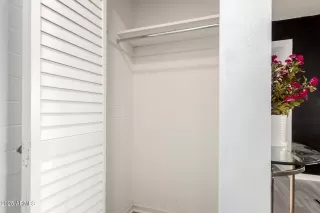 Photo #2: 6960658 Listing 