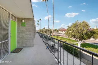 Photo #1: 6960673 Listing 