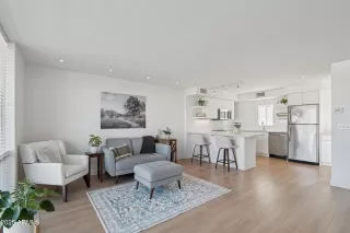 Photo #4: 6960673 Listing 