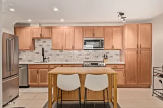 Photo #2: 6960738 Listing 