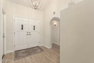 Photo #3: 6960862 Listing