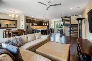 Photo #2: 6960880 Listing 