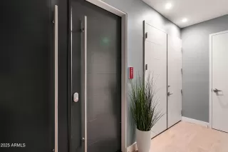 Photo #1: 6960893 Listing