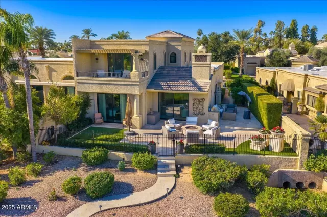 MLS: 6961011 Condo For Sale