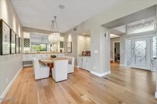 Photo #6: 6961011 Listing 