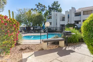 Photo #2: 6961107 Listing 