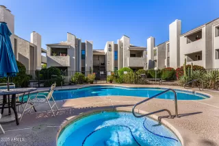 Photo #4: 6961107 Listing 