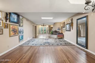 Photo #5: 6961200 Listing 