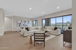 Photo #1: 6961208 Listing 