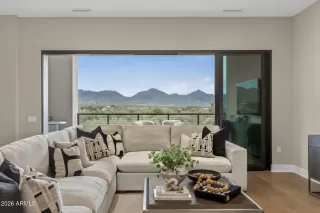 Photo #4: 6961208 Listing 