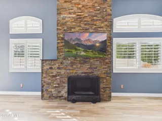 Photo #6: 6961317 Listing 