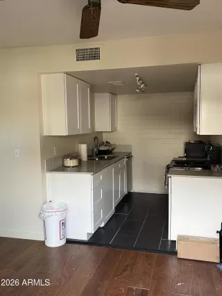 Photo #6: 6961348 Listing 