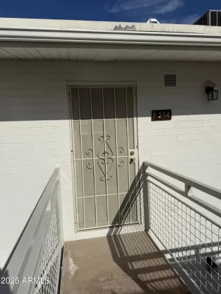 Primary Photo for MLS#: 6961372