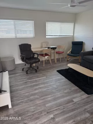 Photo #3: 6961372 Listing