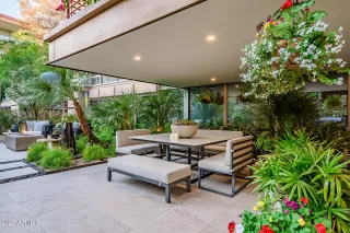 Photo #5: 6961503 Listing