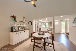 Photo #5: 6961545 Listing 