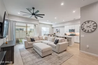 Photo #2: 6961568 Listing 