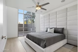 Photo #4: 6961654 Listing 