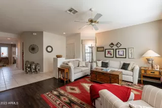 Photo #3: 6961749 Listing 