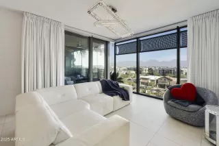 Photo #1: 6962354 Listing 