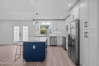 Photo #2: 6962541 Listing 