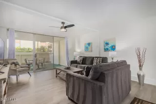 Photo #6: 6962615 Listing 