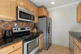 Photo #1: 6962636 Listing