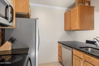 Photo #2: 6962636 Listing