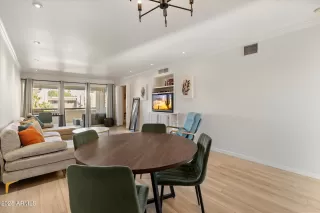 Photo #3: 6962636 Listing