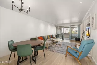 Photo #4: 6962636 Listing