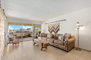 Photo #5: 6962777 Listing 